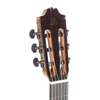 Admira A60 guitarra clásica