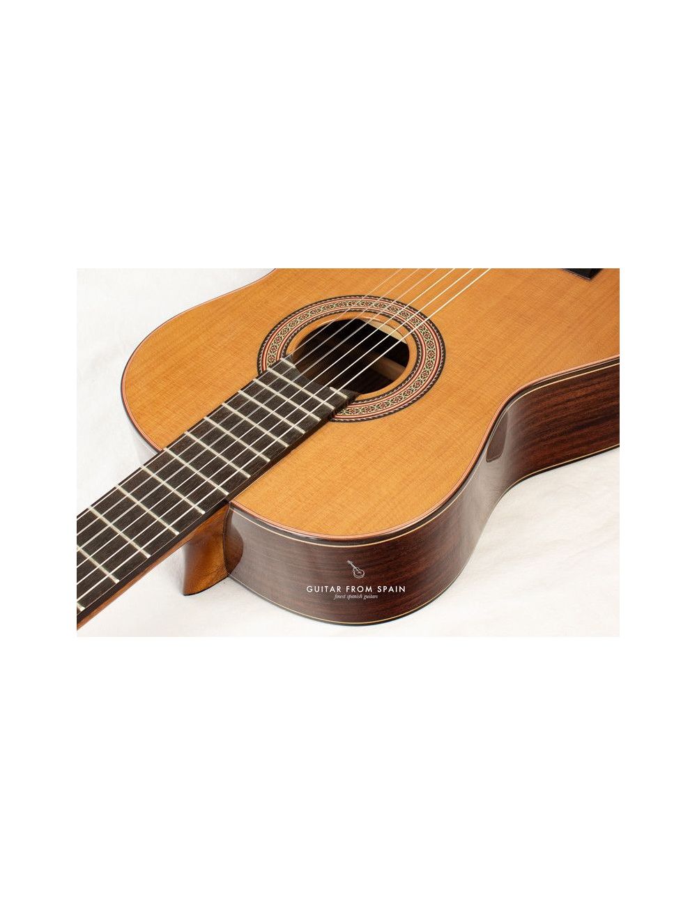 Admira A50 guitare classique